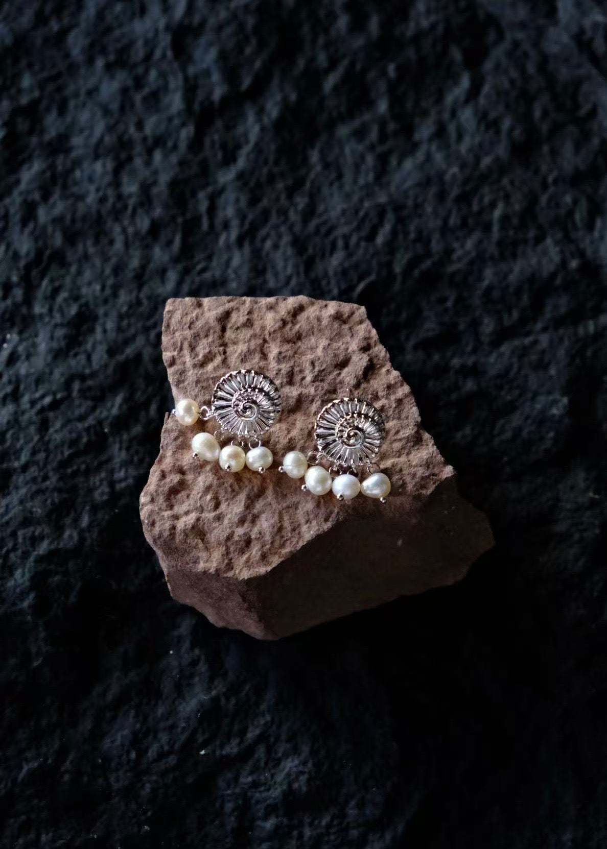 Helios Pearl Earrings